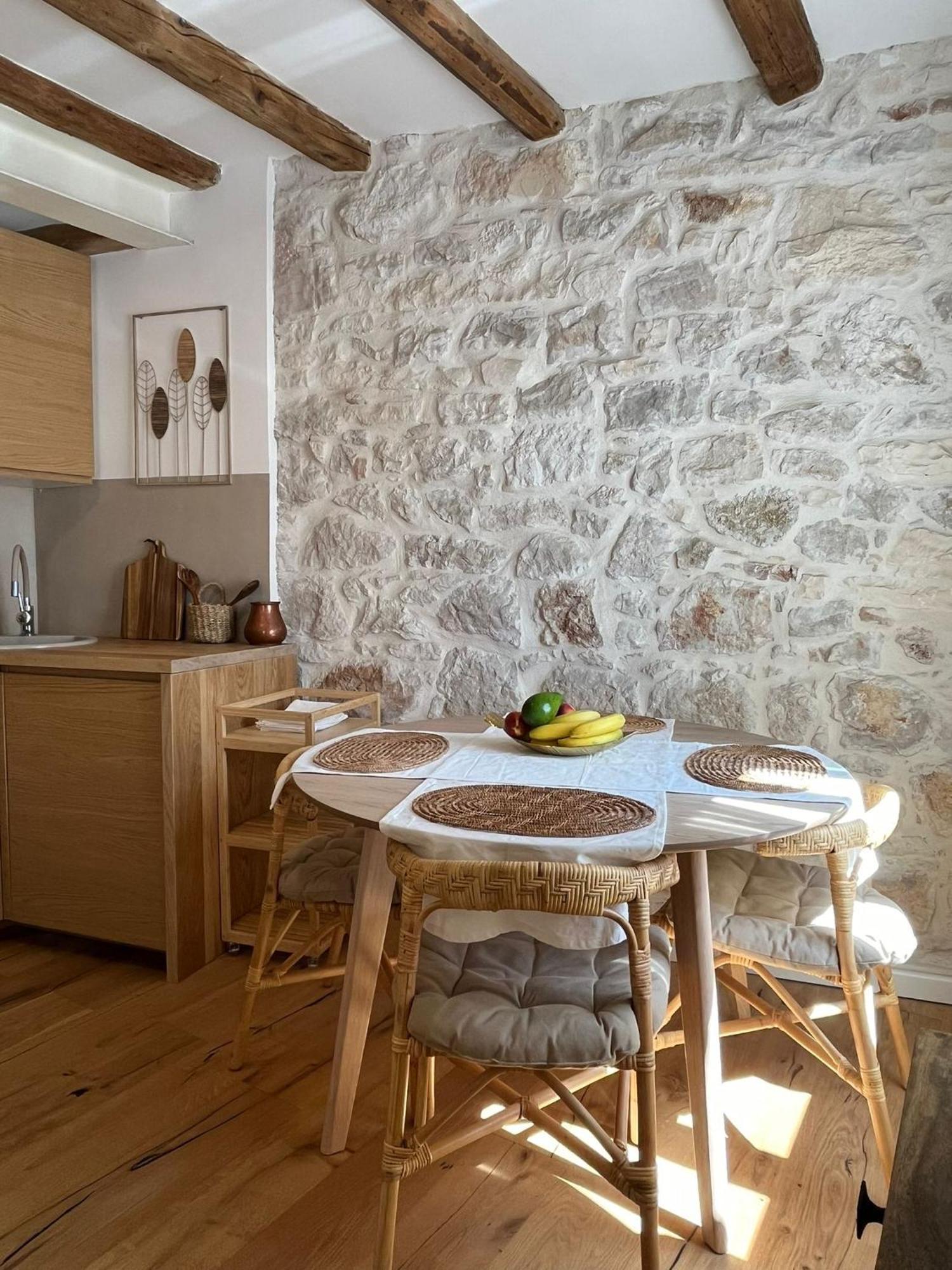 Casa Di Luna Rovigno Exteriör bild